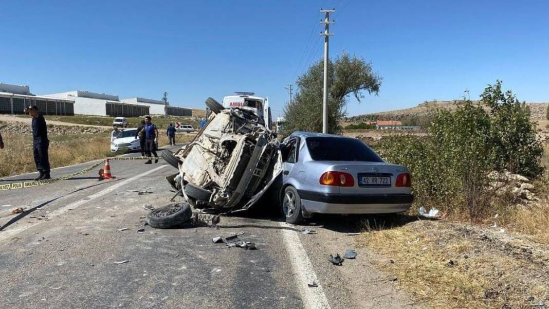Aksaray'da feci kaza! Araçlar kağıt gibi ezildi: Ölü ve yaralılar var 10
